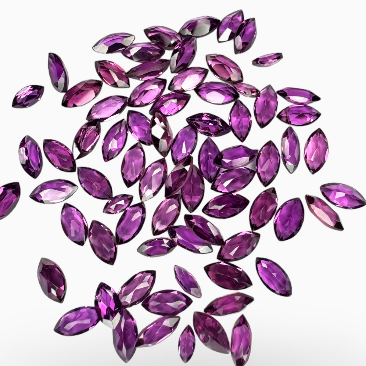 Natura Purplish Pink Color Rhodolite Garnet Marquise Shape 0.20 Carats 2.5X5 mm