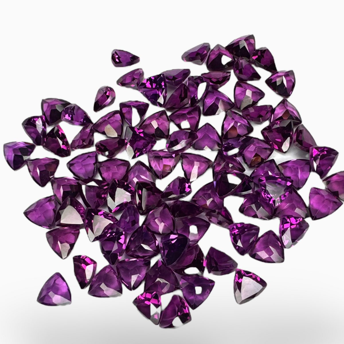 Natura Purplish Pink Color Rhodolite Garnet Trilliant Shape 0.30 Carats 4 mm