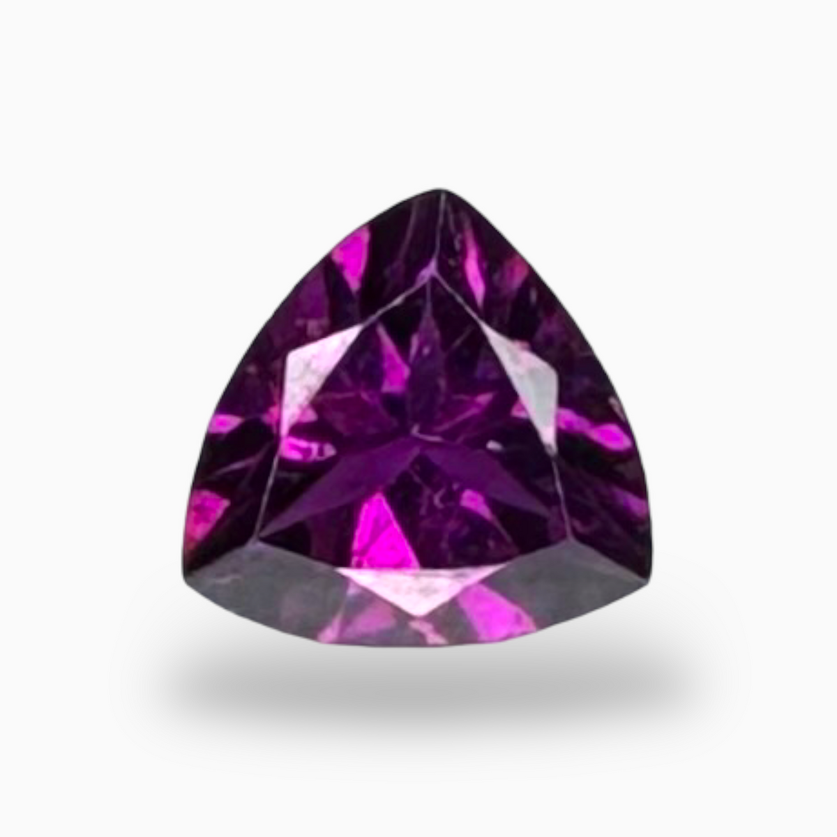 Natura Purplish Pink Color Rhodolite Garnet Trilliant Shape 0.55 Carats 5 mm