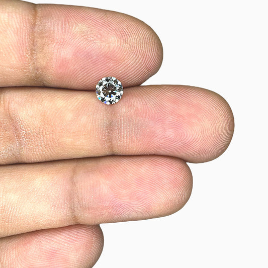 Natural Diamond Stone Round Shape 0.70 Carats Size 5.5x5.5mm