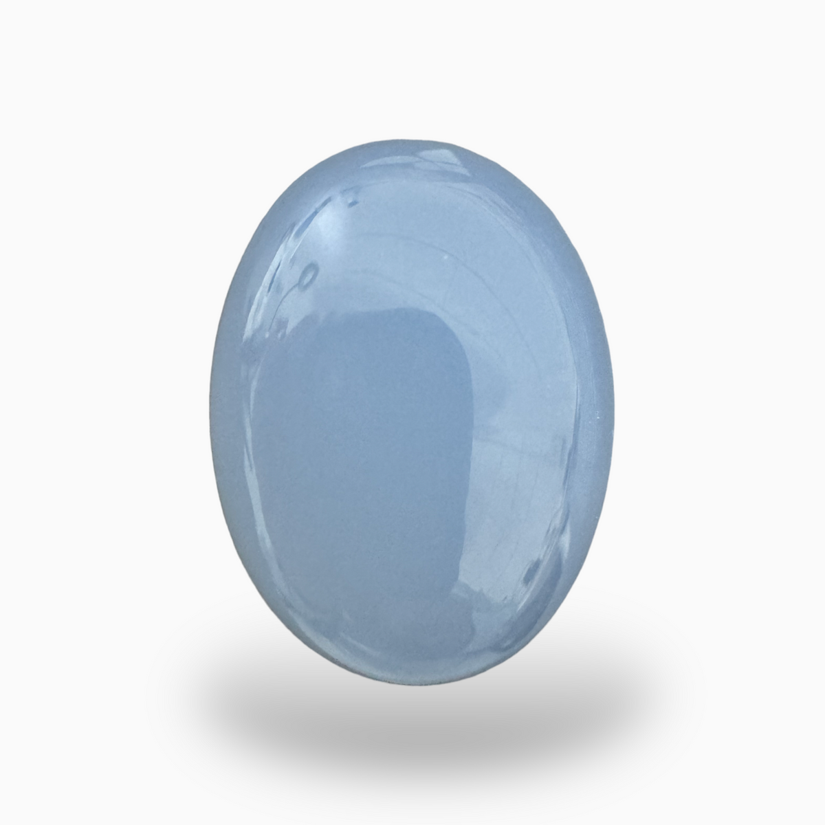 Natural Chalcedony Stone Oval Cabochon with 11.77 Carats 16.15X12.11mm Size Milky White