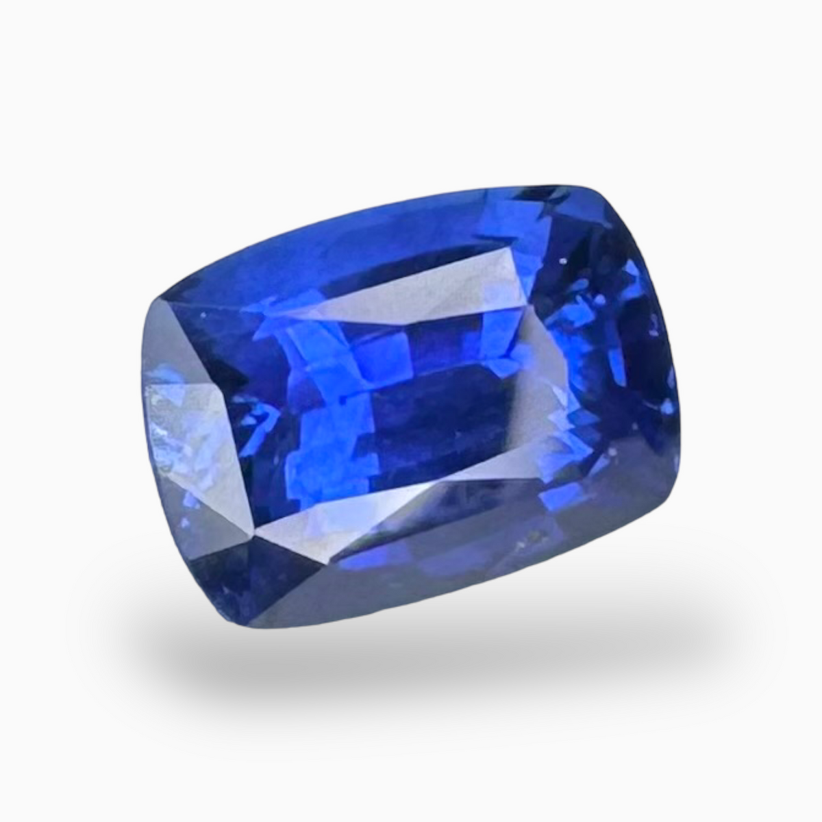 Natural Blue Sapphire Stone 3.21 carats Cushion Shape 9.23X6.78mm IDL Certified