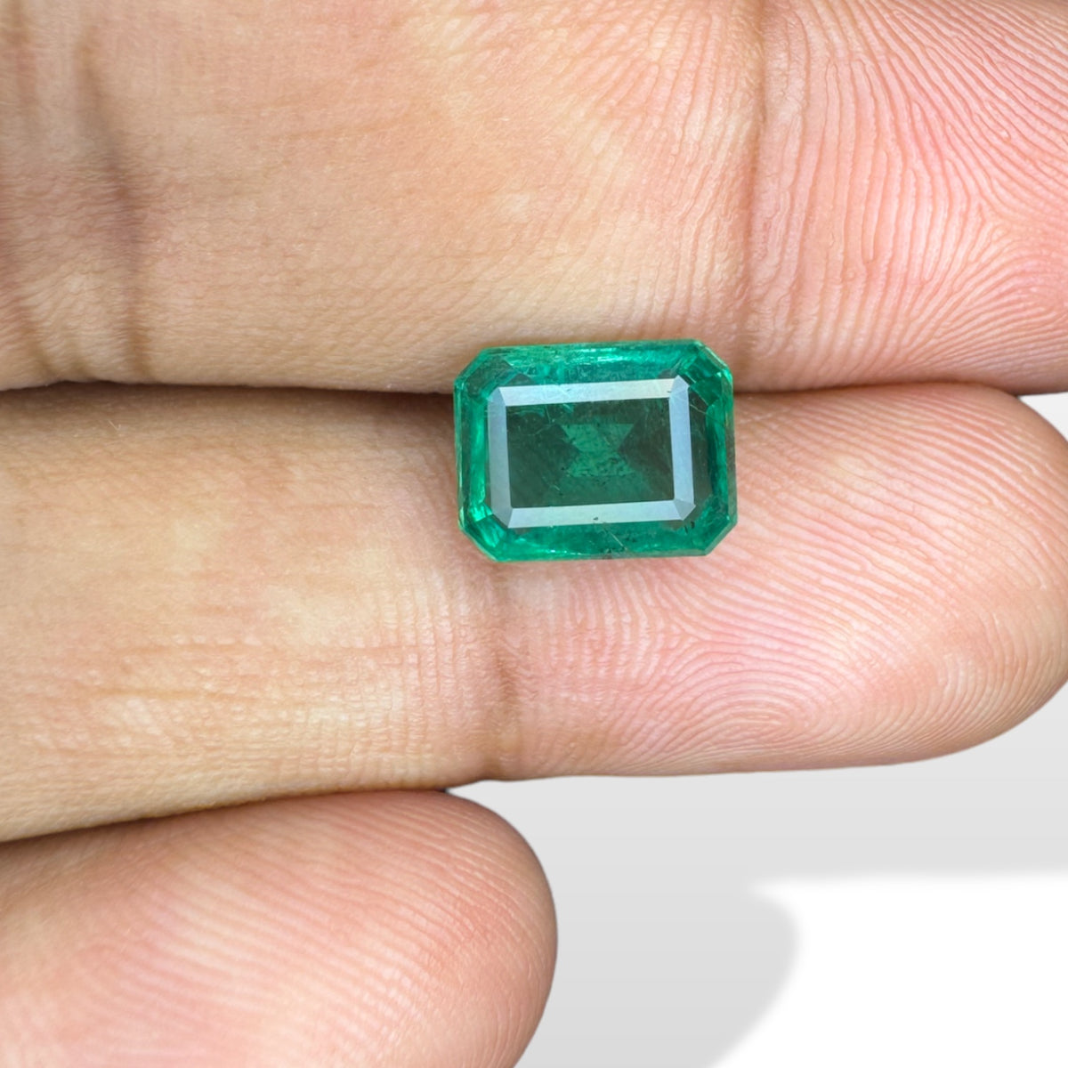 Natural Zambian Emerald Stone  2.17 carat   Emerald Cut 9.2x7 mm