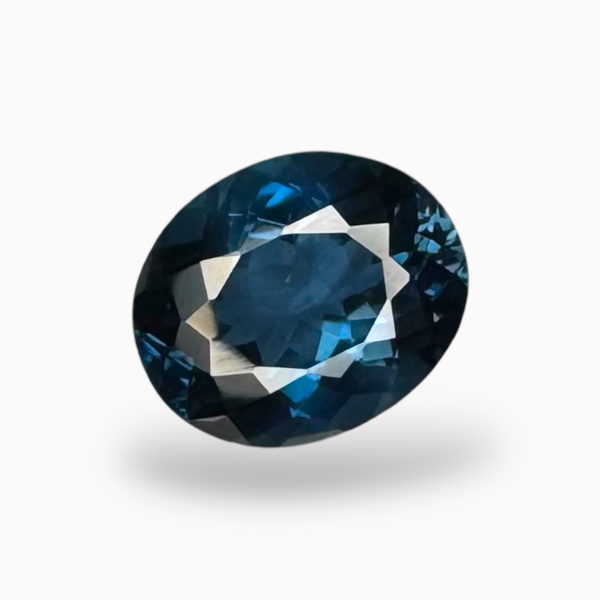 London Blue Topaz Dark Midnight Blue Color 5.30 Carats Oval Shape Size 12X10mm