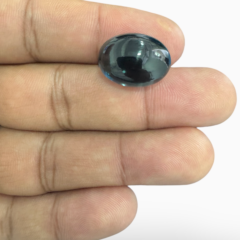 London Blue Topaz 19.10 Carat 17.5X13mm Oval Cabochon Shape