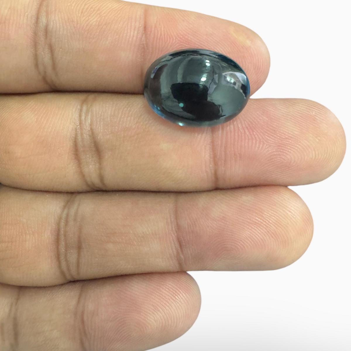 London Blue Topaz 19.10 Carat 17.5X13mm Oval Cabochon Shape