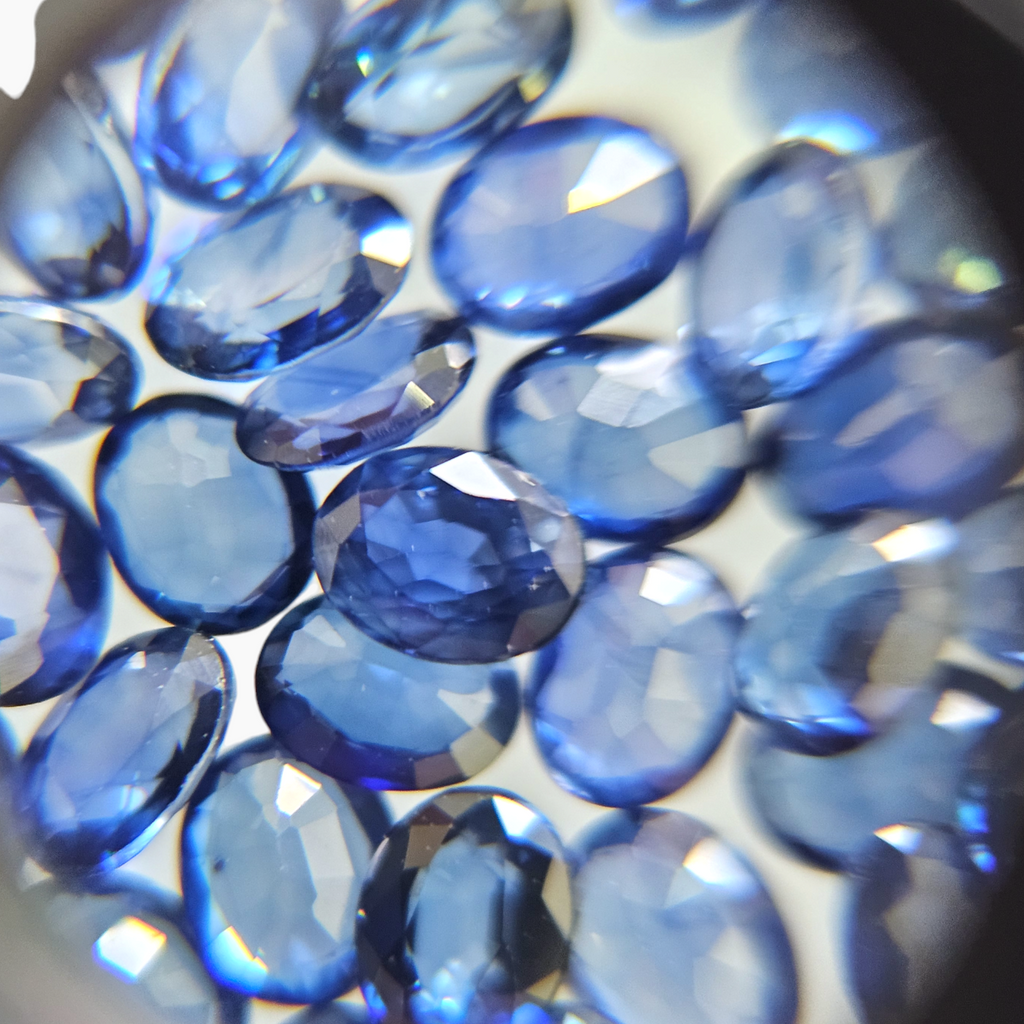 Blue Sapphire Oval Cut 4x3 mm lot For Sale
