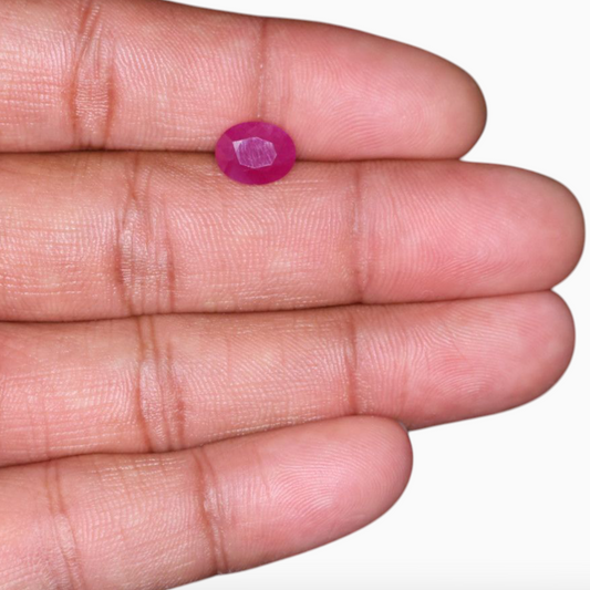 Loose Pink Ruby Gemstone In Oval Shape 3.05 Carats 7.5x9.4mm Size