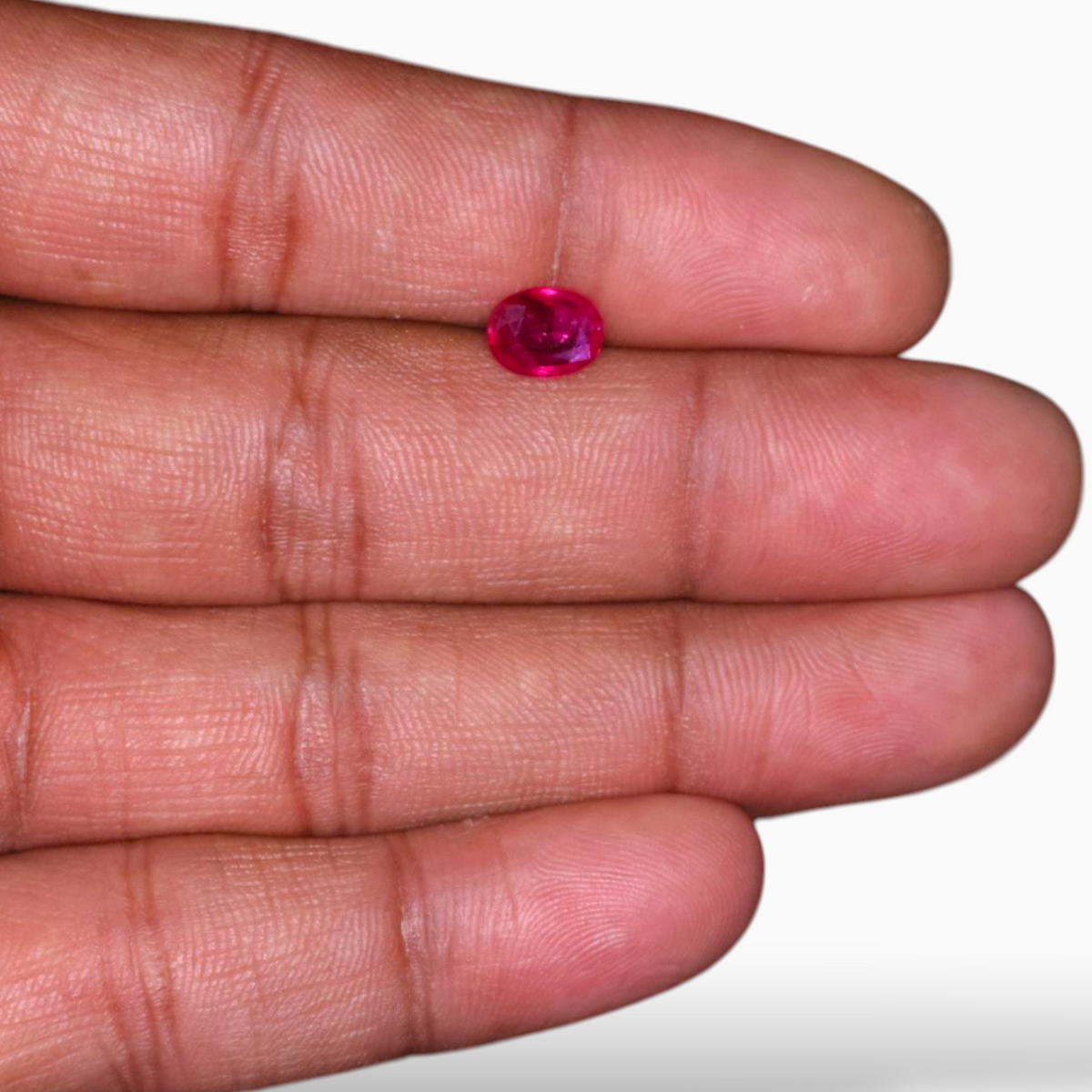 Loose Ruby Mozambique For Sale In Oval Shape 1.20 Carats 7.8x6mm Size