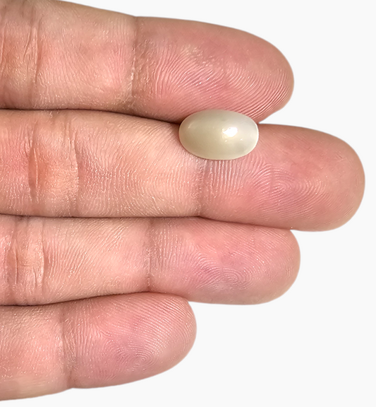 Natural Peach Moonstone Gemstone 3.24 Carats Oval Cabochon Shape 12.5x8.2mm