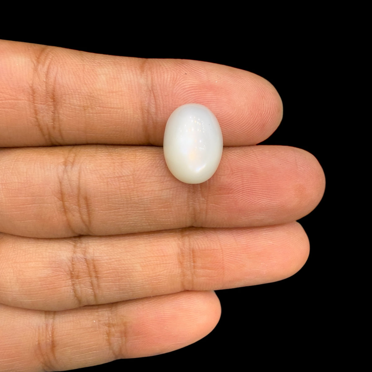 Milky Moonstone Oval Cabochon 8.91 Carats 15x11 mm