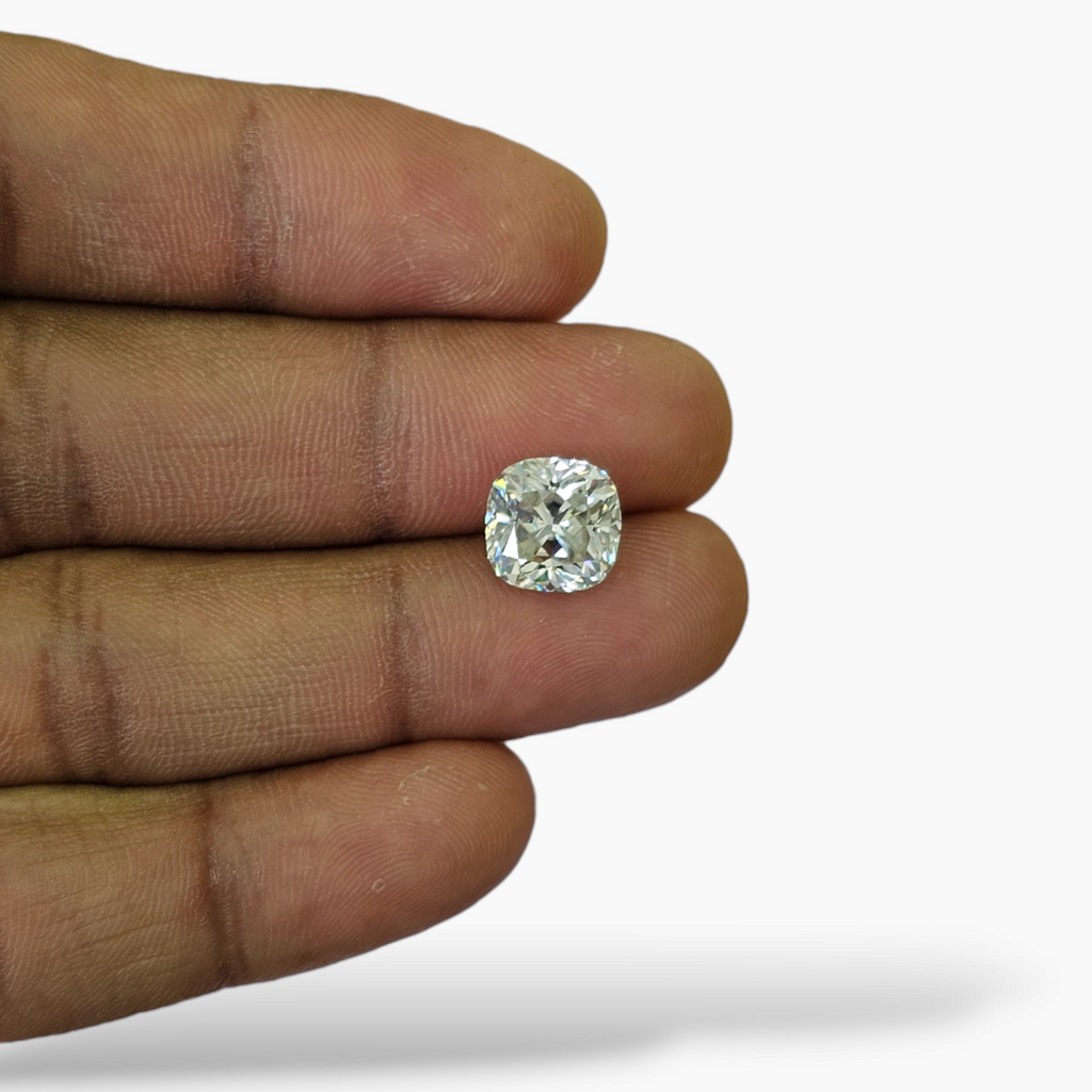 Moissanite Diamond in Asscher Cut 4.62 Carats in White Color