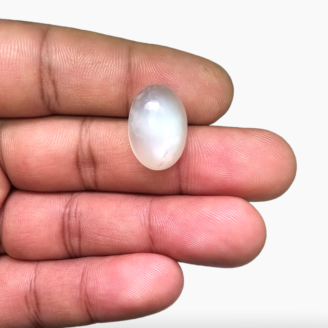 Natural Milky Moonstone Stone 12.56 Carats Oval Cabochon Shape ( 18x12 mm )