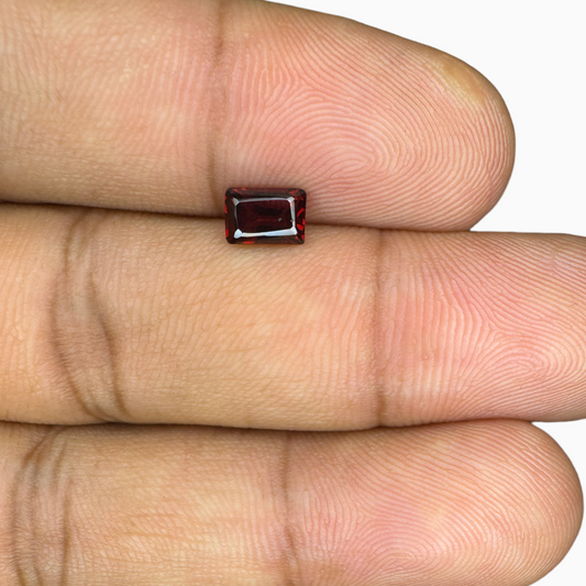 Natural Almandine Red Garnet (Pyrope) Stone 6x4 mm - 0.75 Carats