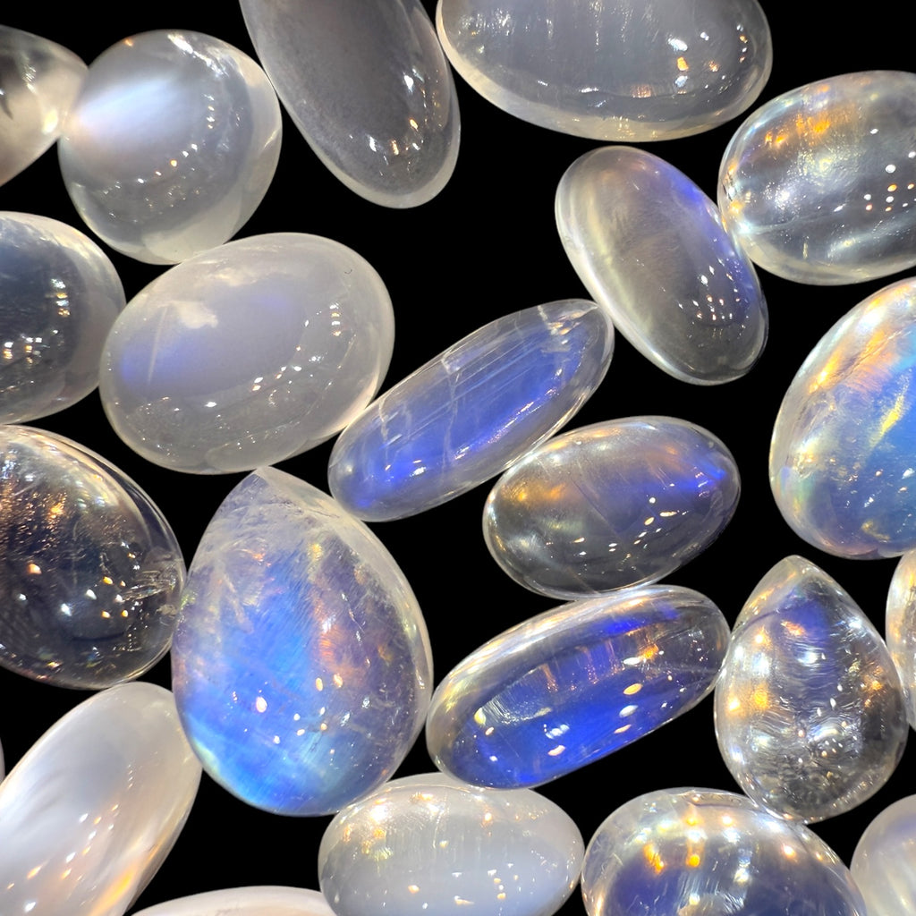 Natural Blue Moonstones From 1 - 10 Carats Srilanka Price Per Carats