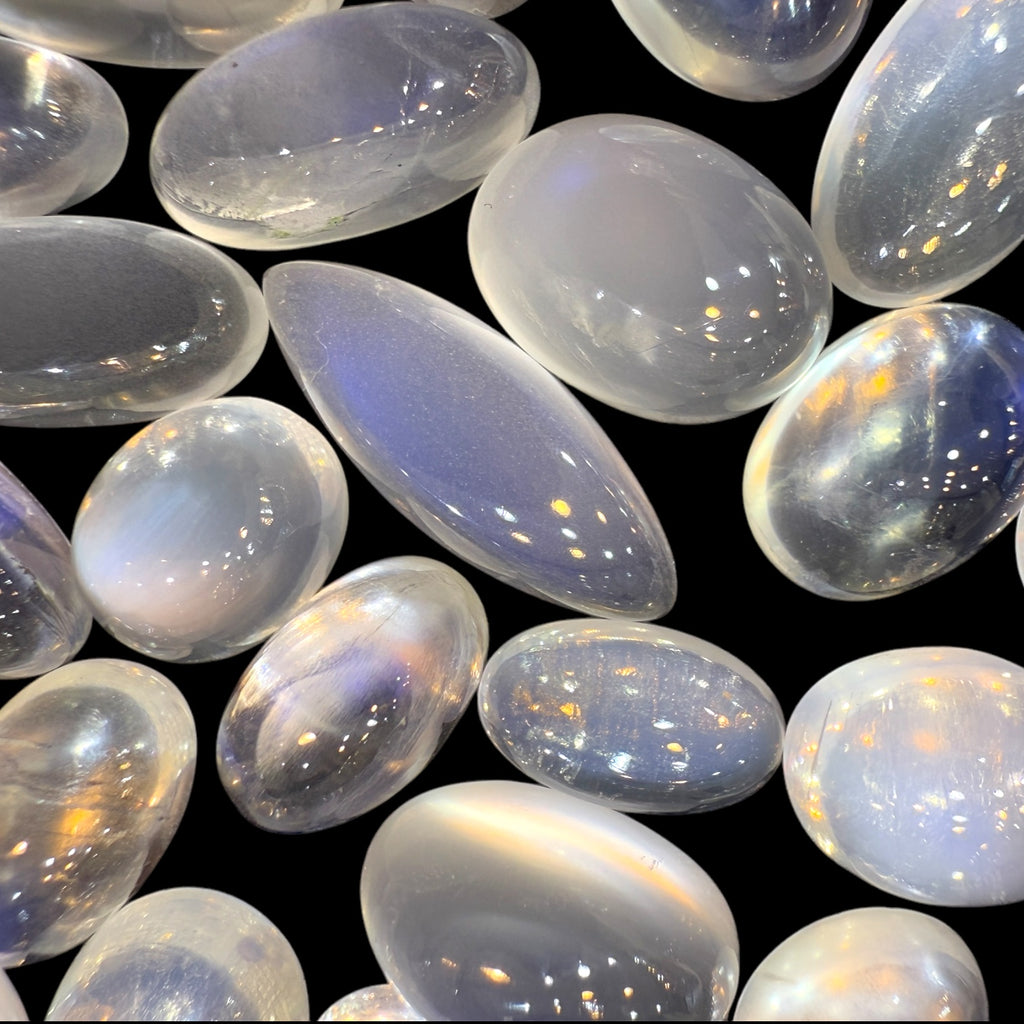 Natural Blue Moonstones From 1 - 10 Carats Srilanka Price Per Carats