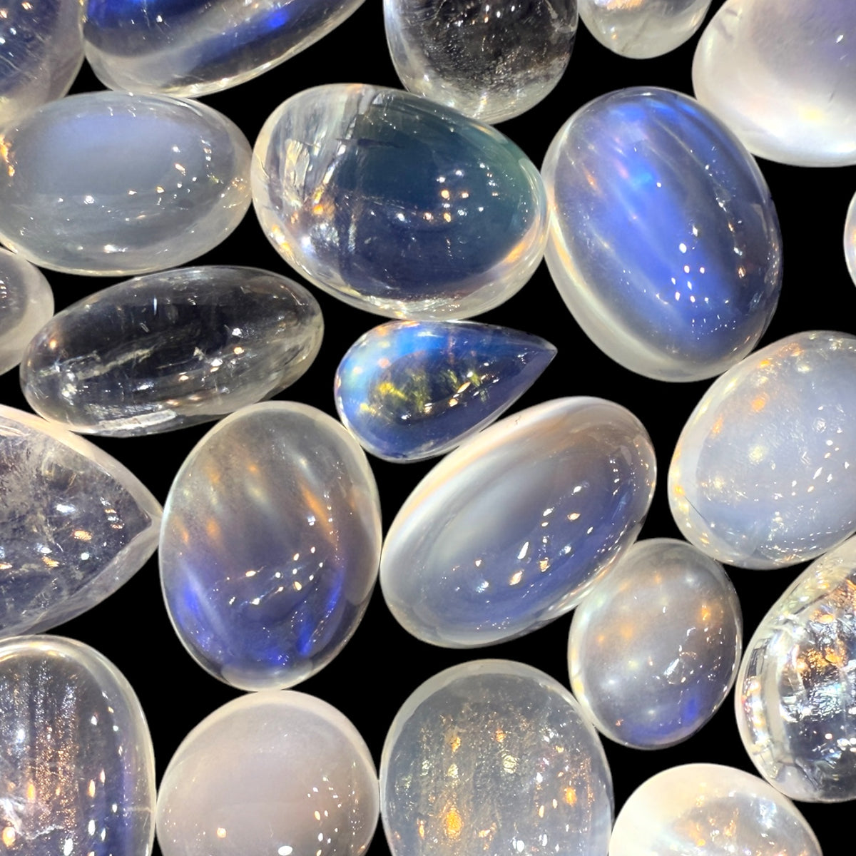 Natural Blue Moonstones From 1 - 10 Carats Srilanka Price Per Carats