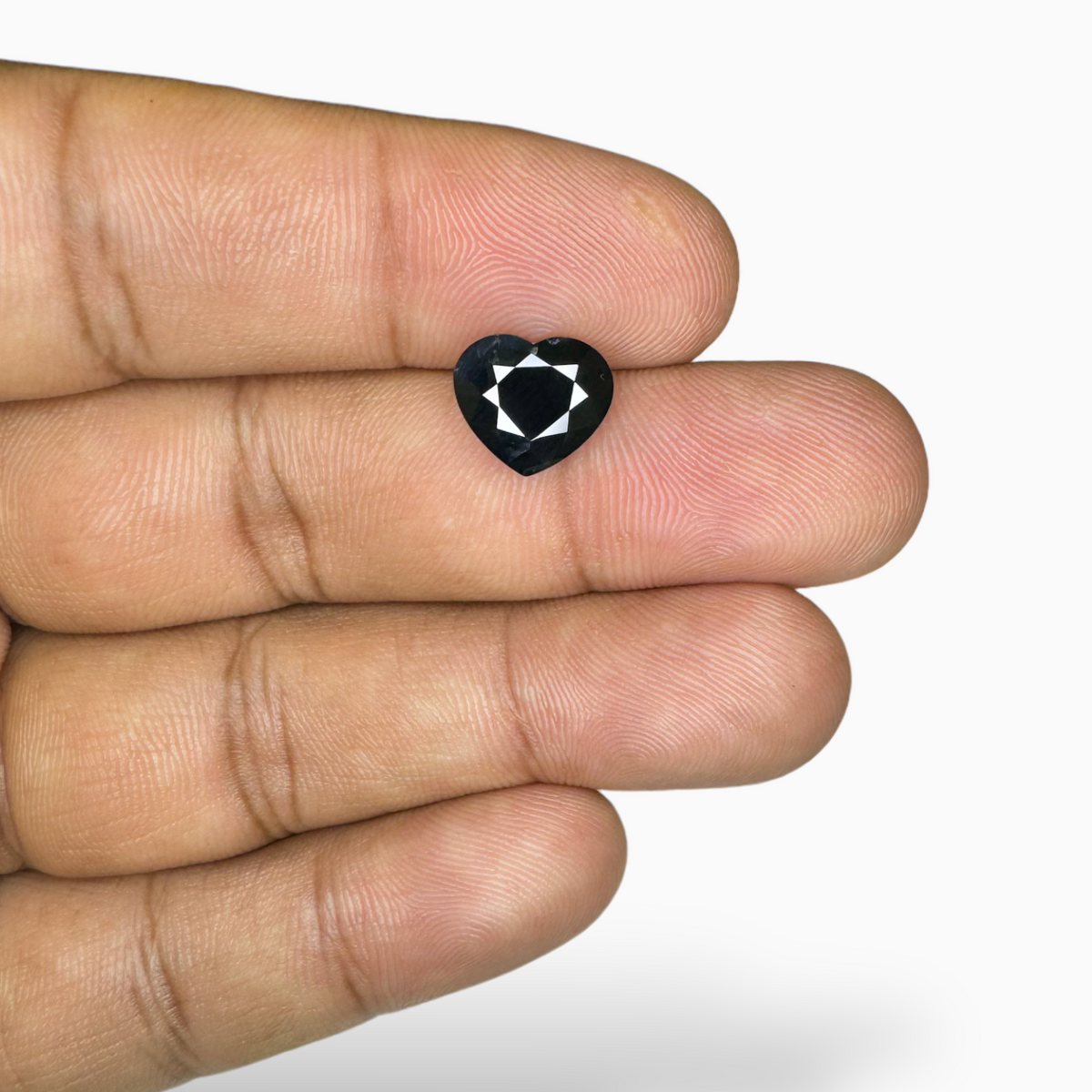 Natural Blue Sapphire 3.31 Carats in Heart Cut