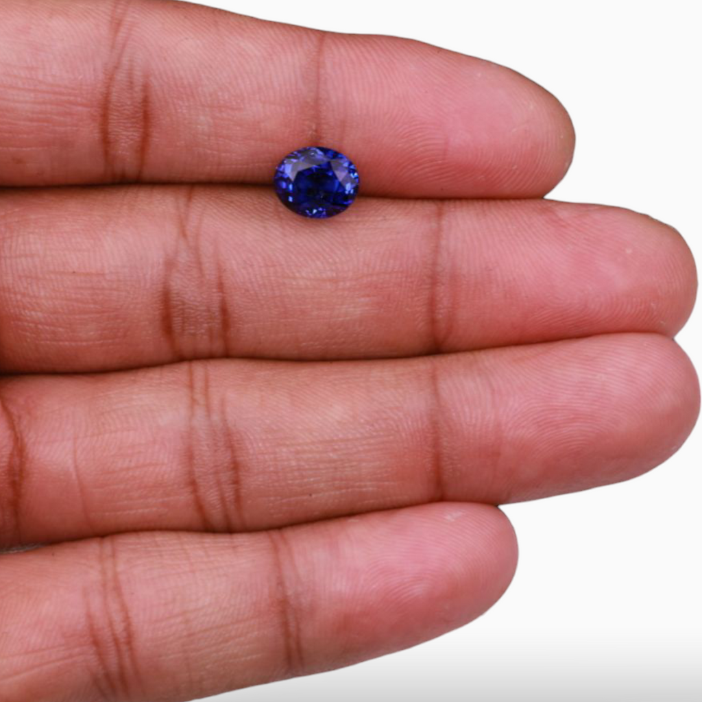 Natural Blue Sapphire 4.10 Carats in Oval Shape & 8.80x7.36x6.89mm Size from Sri lanka