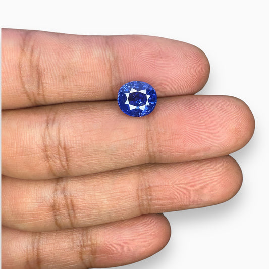 Natural Blue Sapphire Oval Cut 3.57 Carats From Srilanka -IDL Certified
