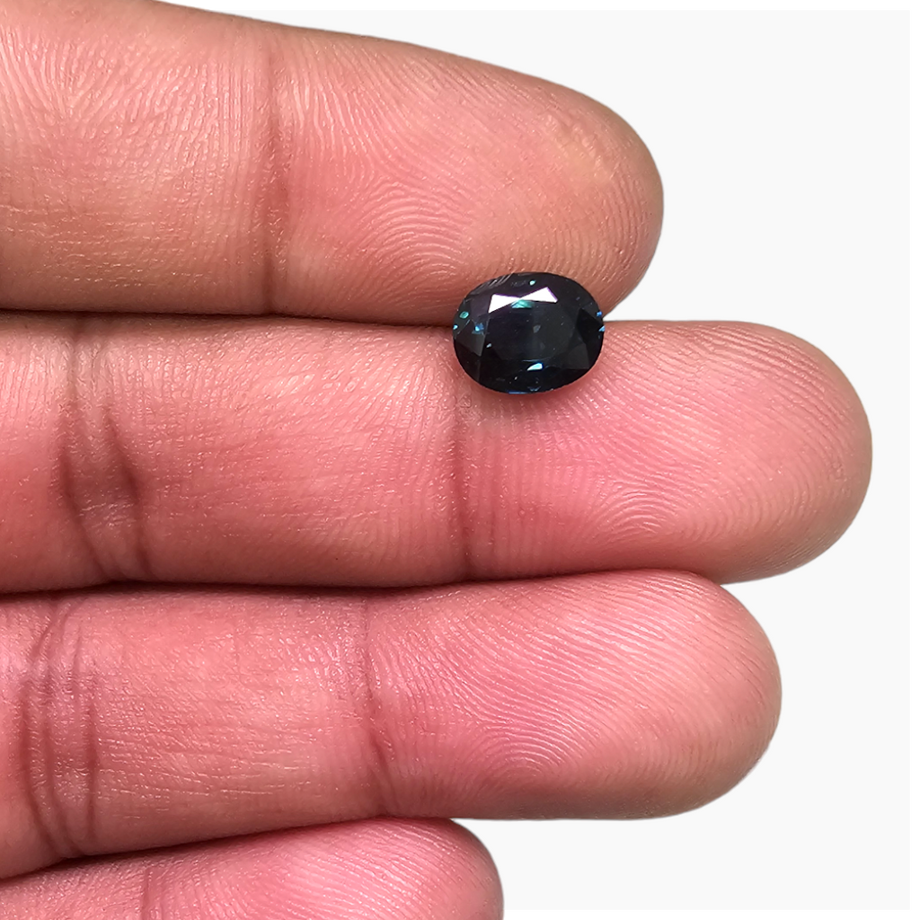 Natural Blue Sapphire Stone 2.22 Carats Oval Shape 8.2x6.8 mm 