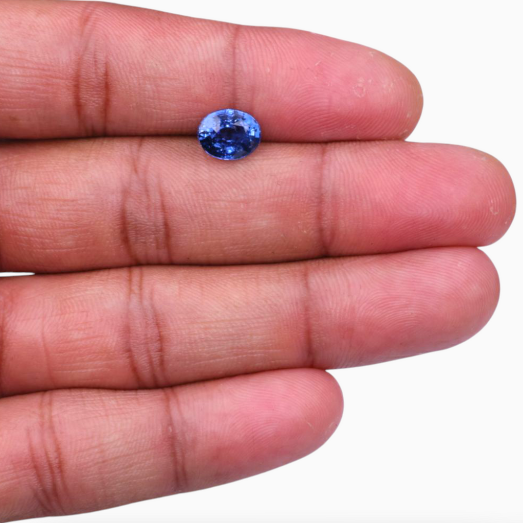 Natural Blue Sapphire Stone 3.05 Carats Oval Shape 9.12×7.31x5.31mm Size