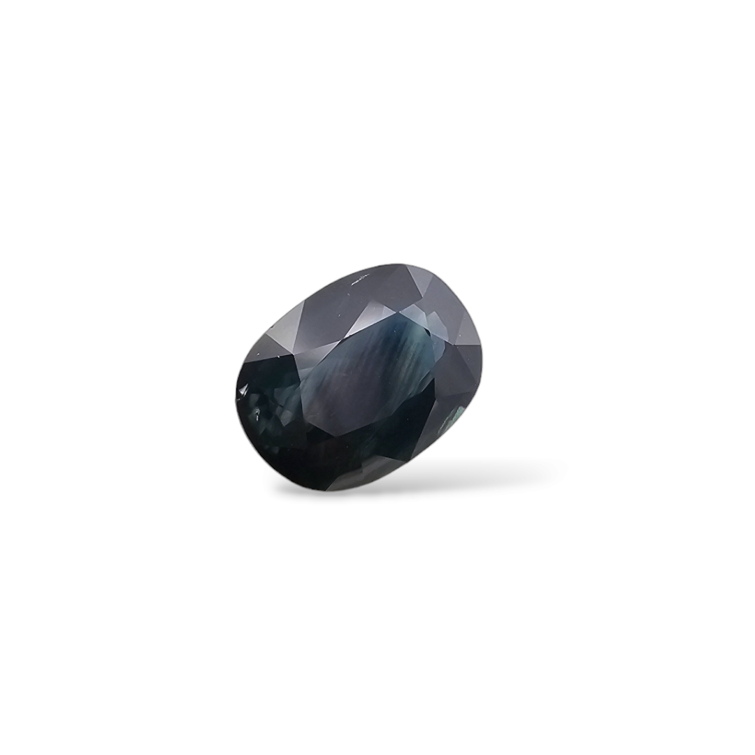 Natural Blue Sapphire Stone  From Australia 5.12 Carats Oval Shape 11.5 x 9 mm