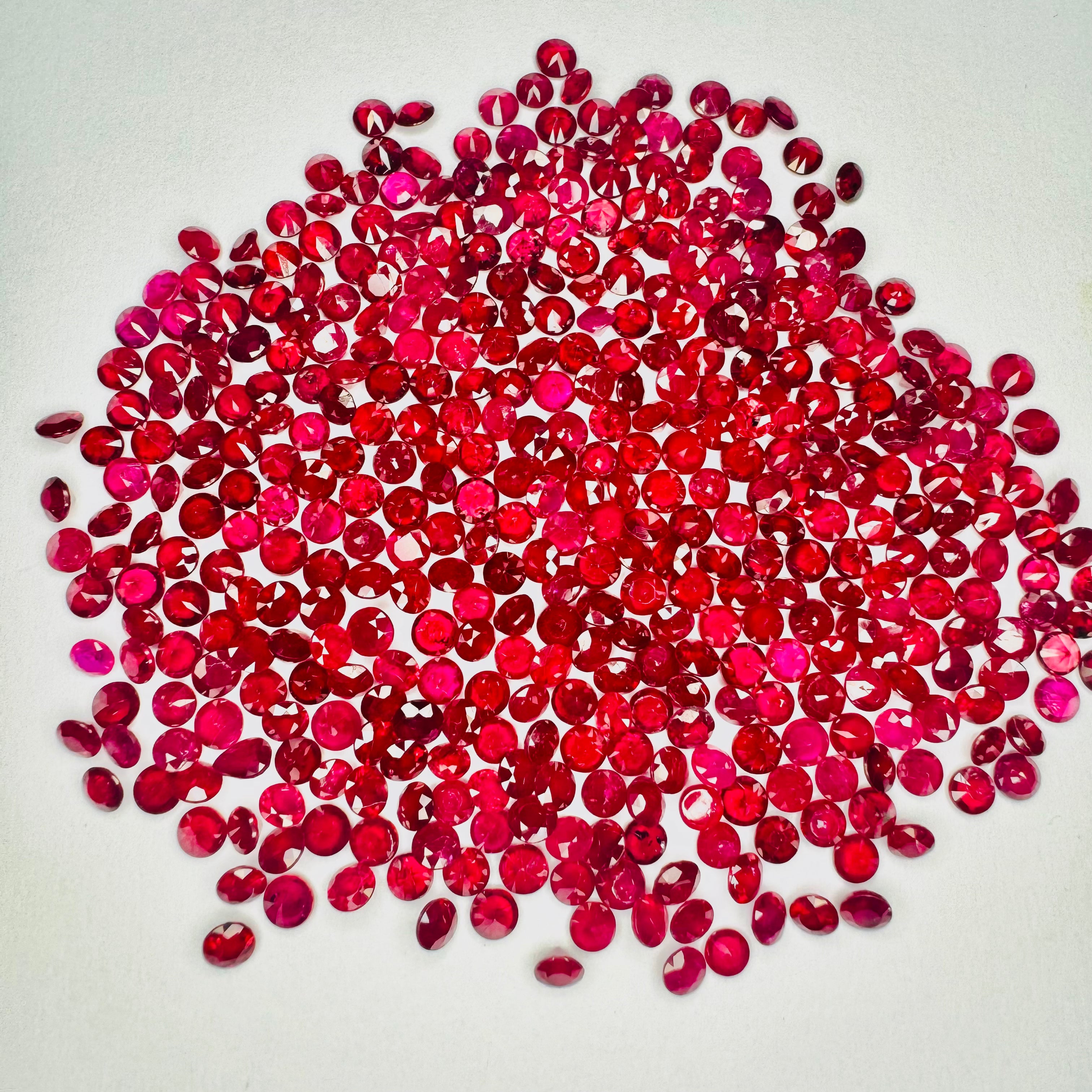 Natural Burmese Ruby Round 0.8mm - 3mm (Manik)