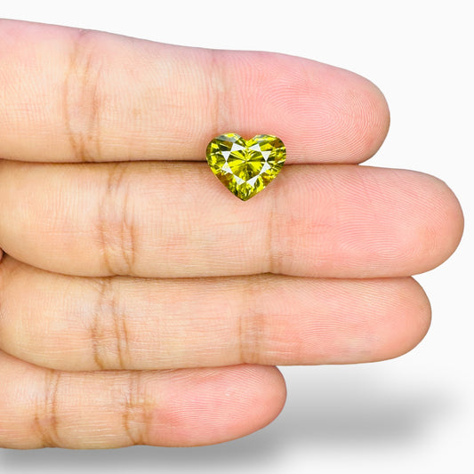 Natural Chrysoberyl Stone Heart Shape 3.67 Carats