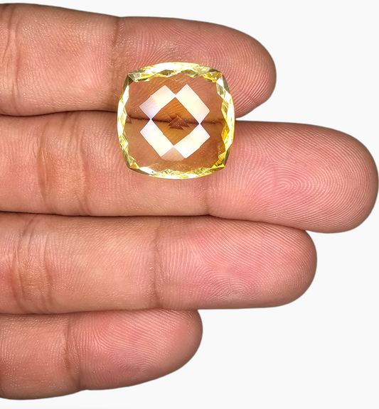 Natural Citrine Stone 15.89 Carats Cushion ( 17.8x17.8mm )   lemony