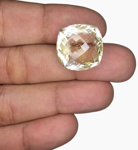 Natural Citrine Stone 20.90 Carats Cushion ( 18x17.8mm)