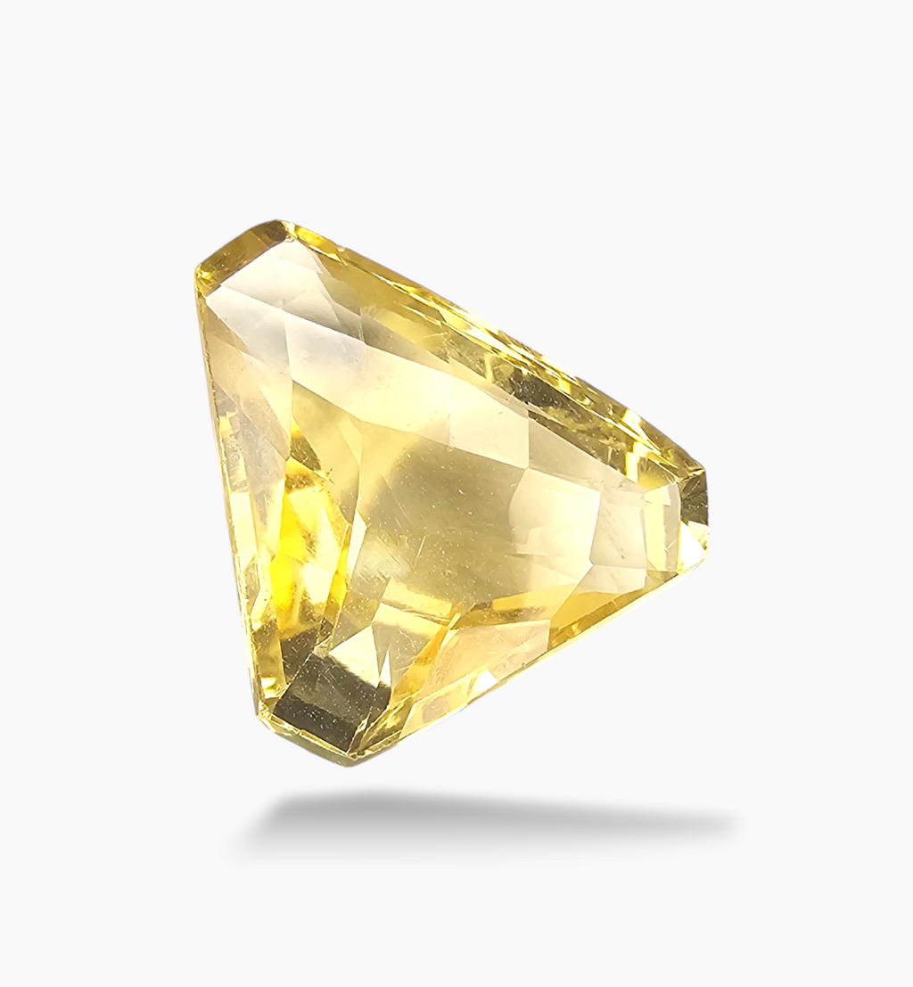 Natural Citrine Stone 3.27  Carats Fancy Shape Size 17.3x15.8mm