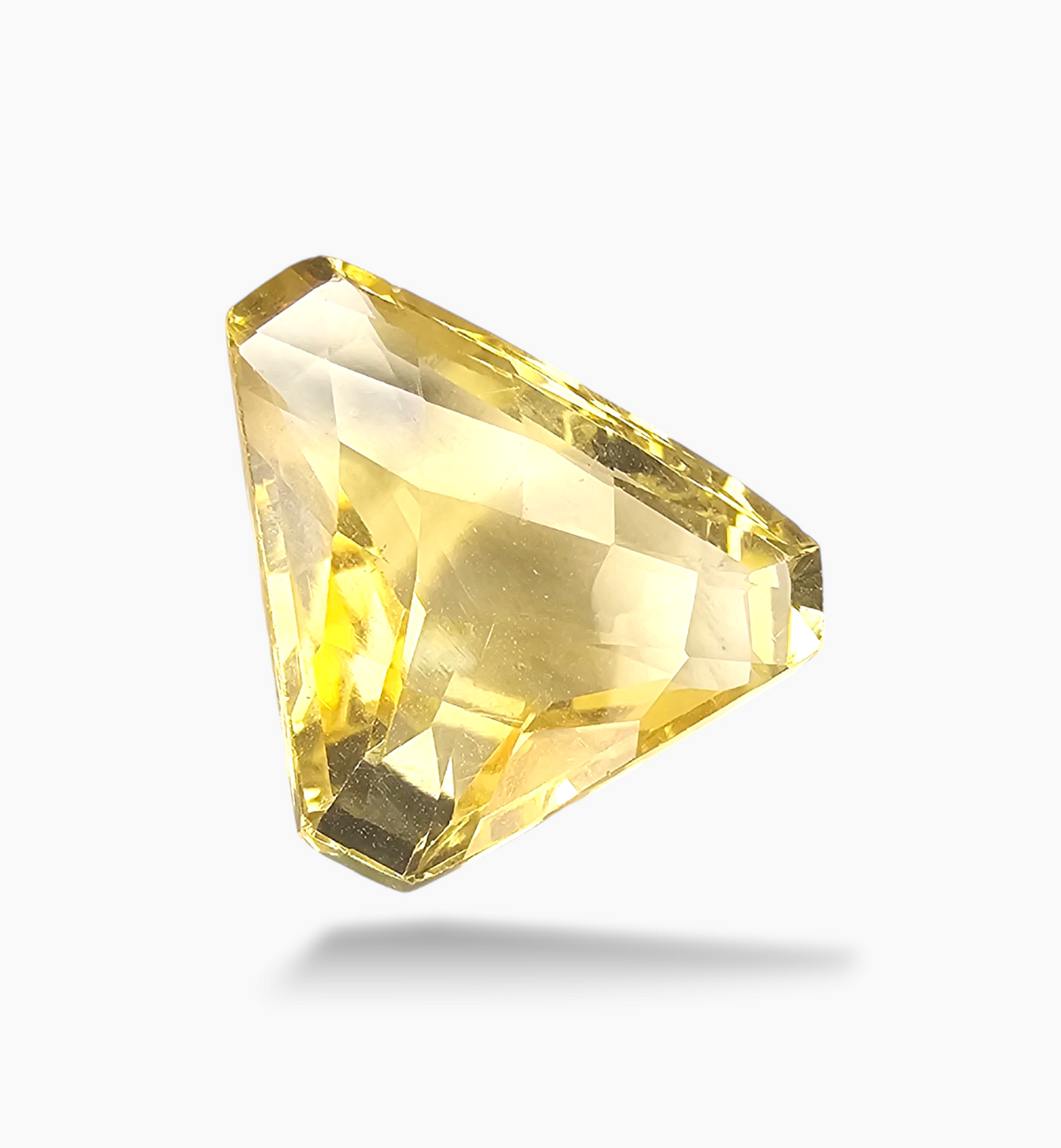 Natural Citrine Stone 3.27  Carats Fancy Shape Size 17.3x15.8mm