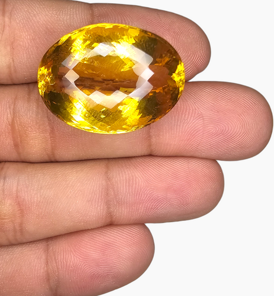 Natural Citrine Stone 4.37 Carats Oval Shape Size  25x20mm