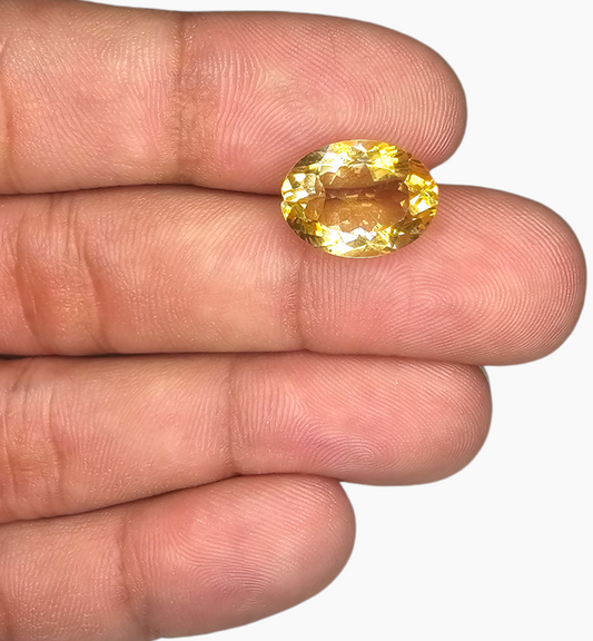 Natural Citrine Stone 5.23 Carats Oval Shape Size 13.8x10.5mm