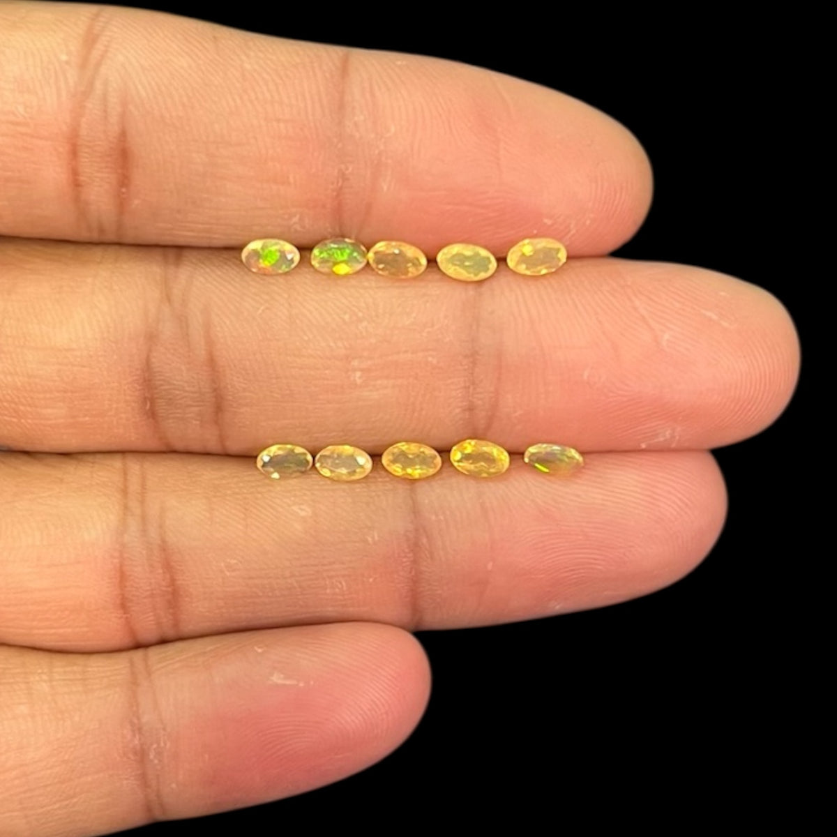 Natural Golden Color Ethiopian Opal Stone 10 Carats Oval Shape 5 x 3 mm