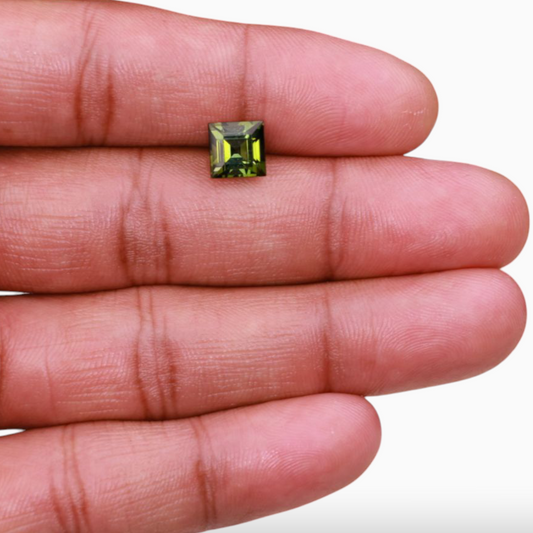 Natural Green Tourmaline Stone 2.52 Carats in Princess Cut Shape & Size 7.5mm