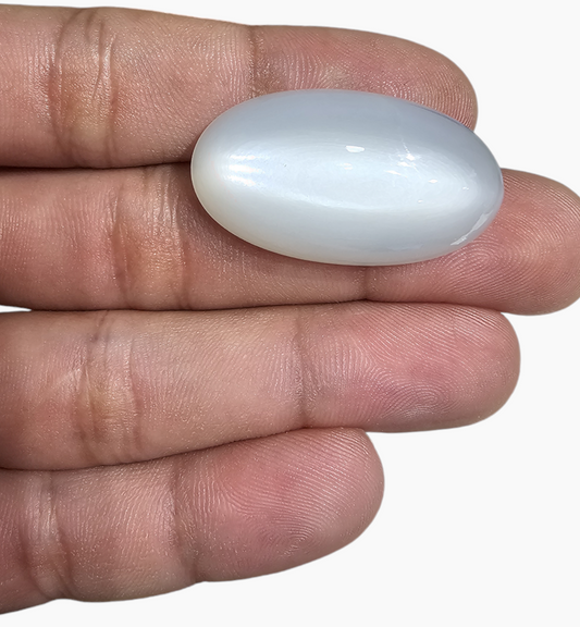 Natural Milky Moonstone Gemstone 53.07 Carats Oval Cabochon Shape ( 35x19.5mm)