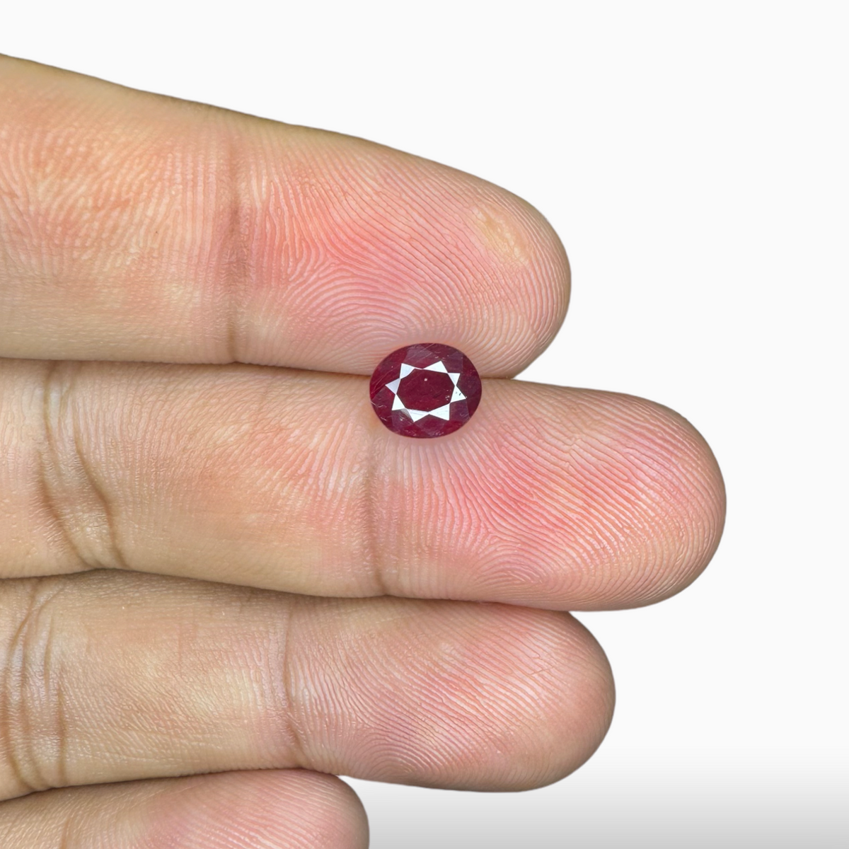 Natural Mozambique Ruby Manik  Oval 1.35 carat , 7.3x6.1 mm