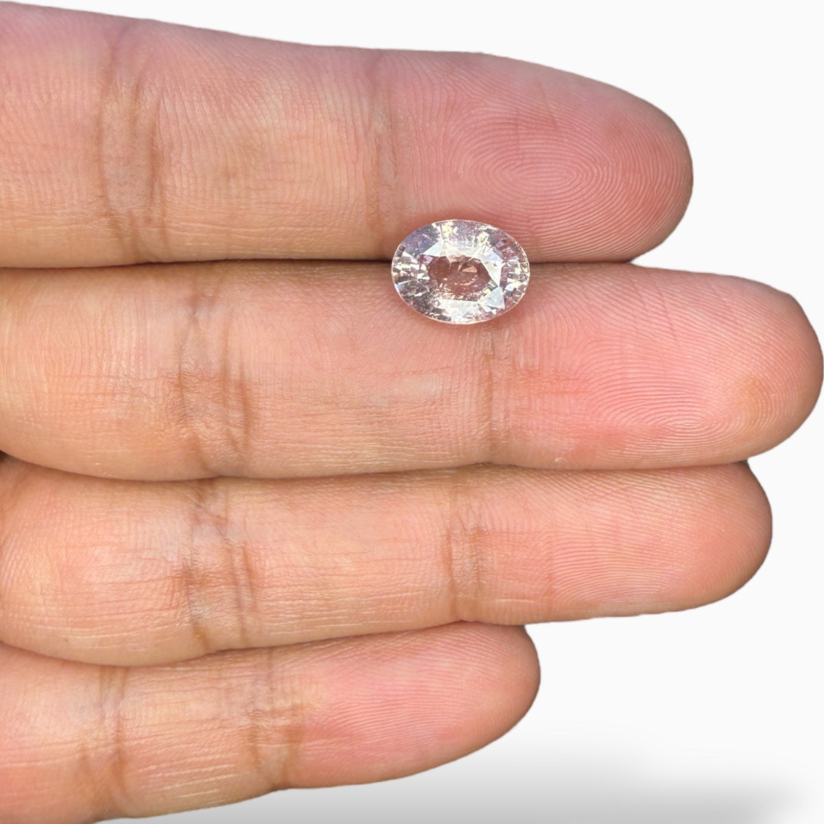 Natural Padparadscha Sapphire Stone Oval 4.06 Carats 10.73 X 8.10 X 5.31 MM