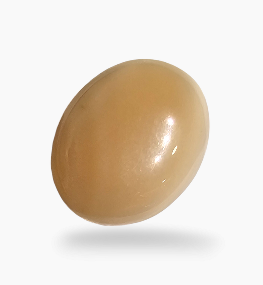 Natural Peach Moonstone Gemstone 4.72 Carats Oval Cabochon Shape 14x11.5mm
