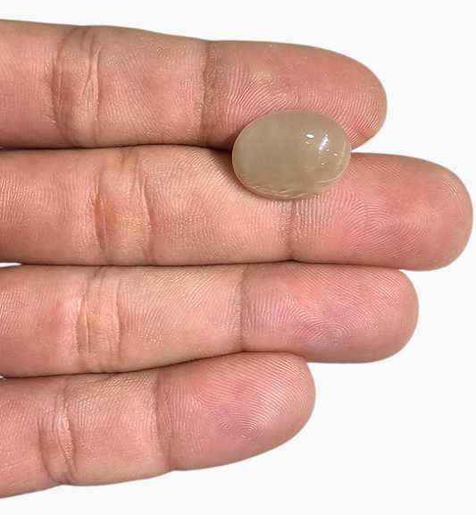 Natural Peach Moonstone Gemstone 8.41 Carats Oval Cabochon Shape 17x13mm