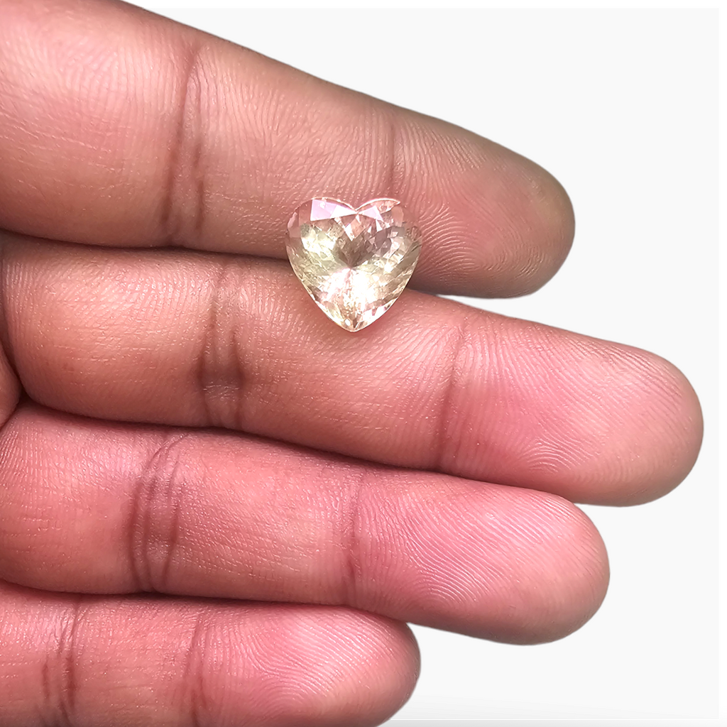 Natural Peach Morganite Stone 5.66 Carats Heart Cut (12x11.5 mm) 