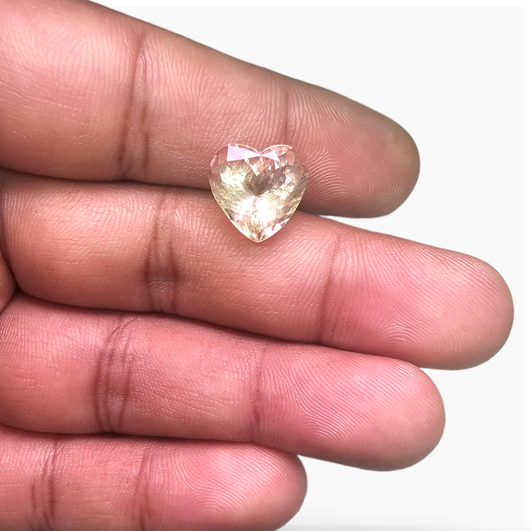 Natural Peach Morganite Stone 5.66 Carats Heart Cut (12x11.5 mm) 