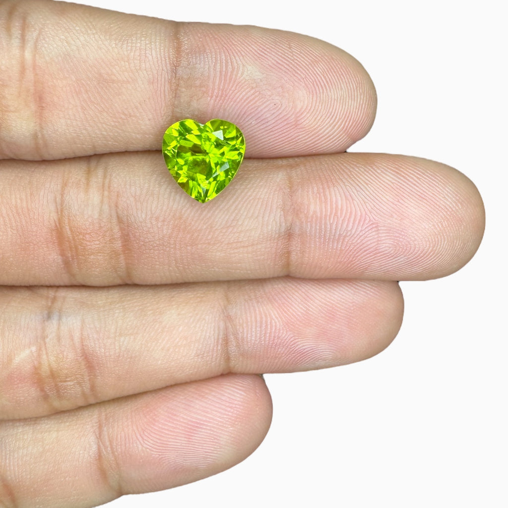 Natural Peridot Heart Stone 4.19 Carats 10.1 X 10.2 mm