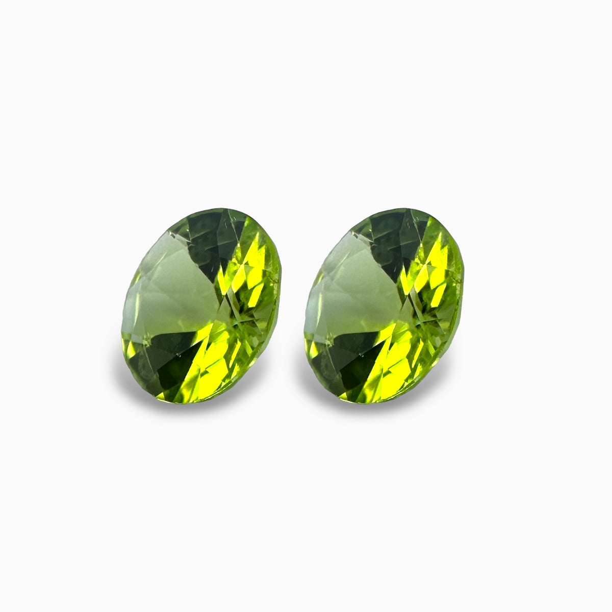 Natural Peridot Round Cut Pair 5.35 Carats, 9 mm