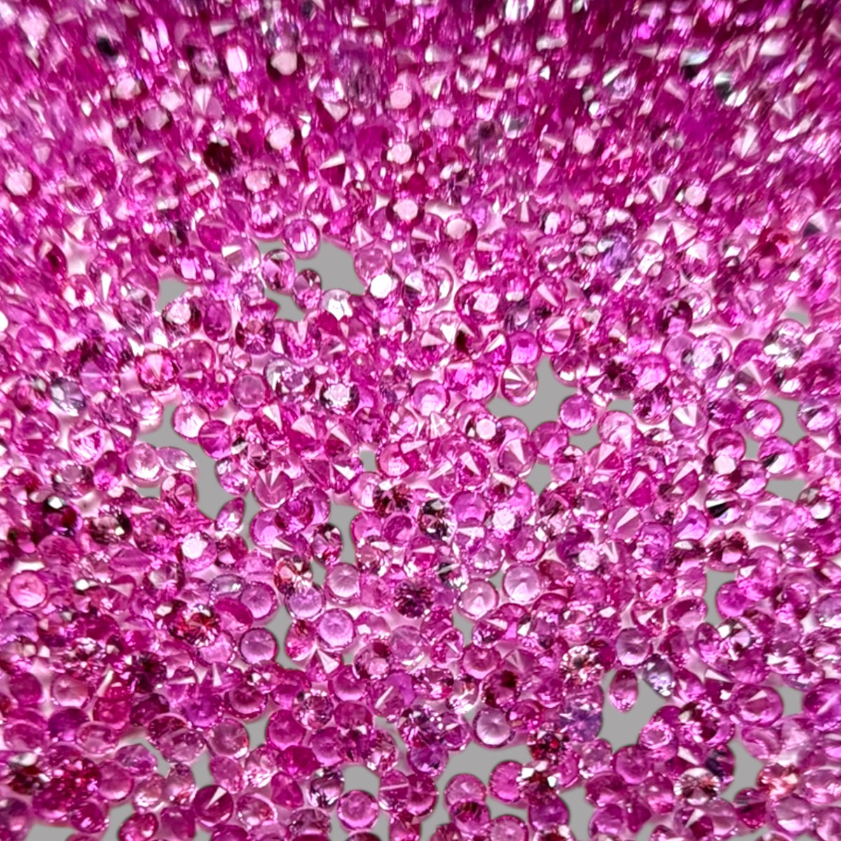 Natural Pink Sapphire Stone From 0.9 mm Size Price Per Carats (Total Size 100 Carats)