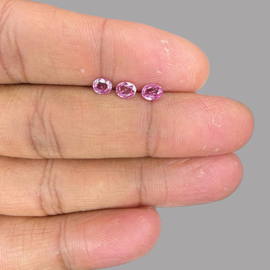 Natural Pink Sapphire Stone From 2mm - 7mm Size Price Per Carats (Total 19.76 Carats)