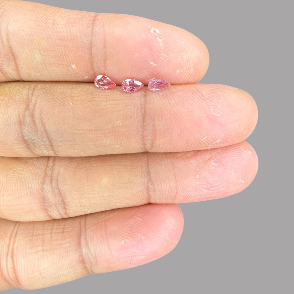 Natural Pink Sapphire Stone From 2mm - 7mm Size Price Per Carats (Total 21.31 Carats)