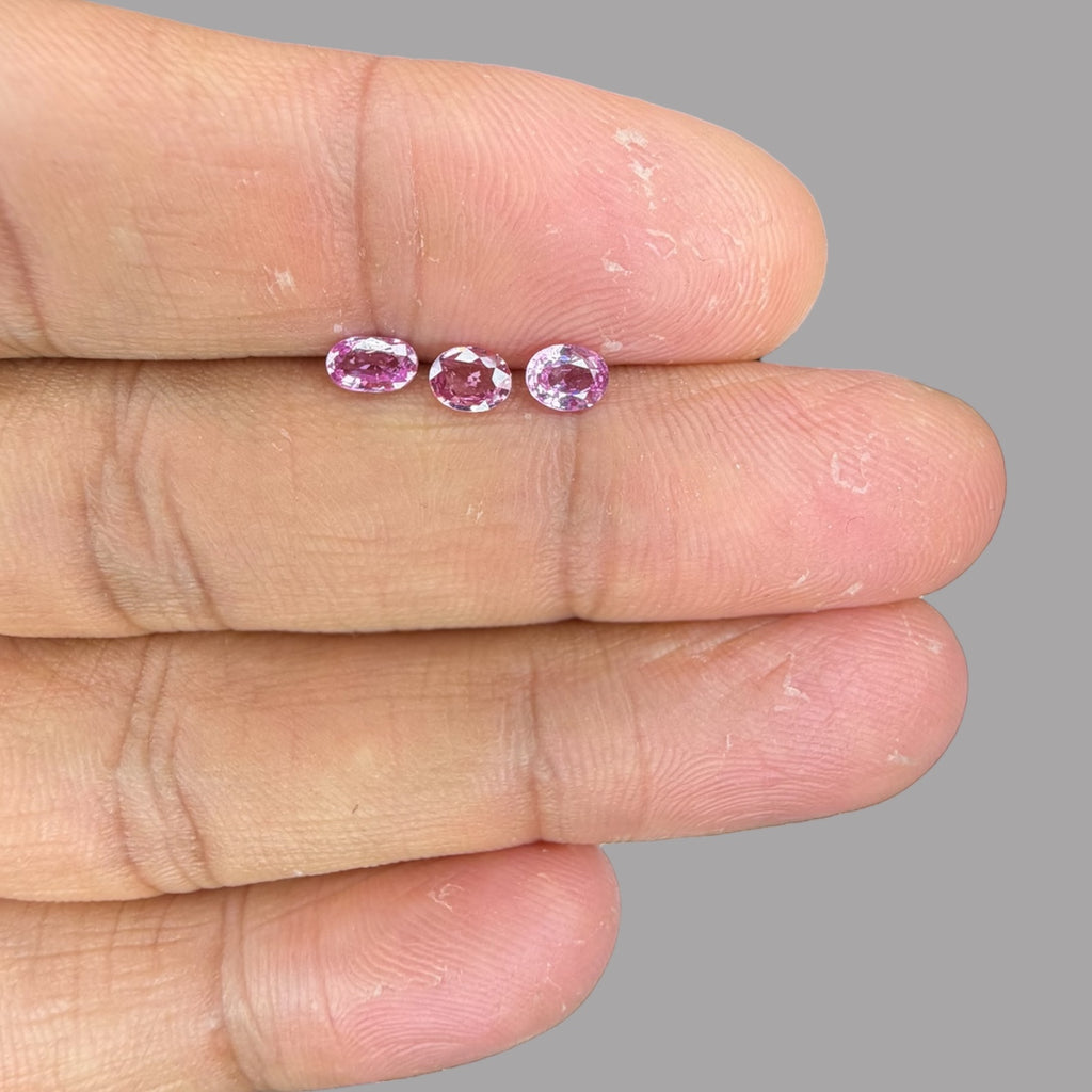 Natural Pink Sapphire Stone From 2mm - 7mm Size Price Per Carats (Total 23.96 Carats)